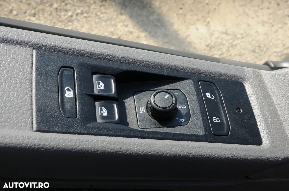 Volkswagen Transporter - 17