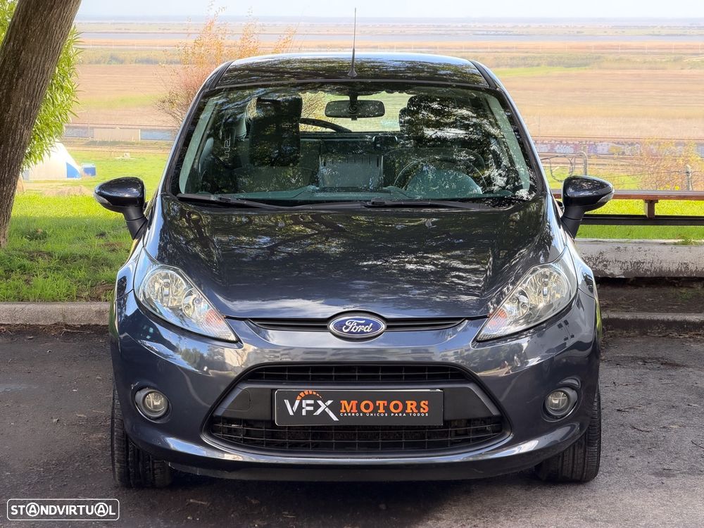 Ford Fiesta 1.25 Techno - 14