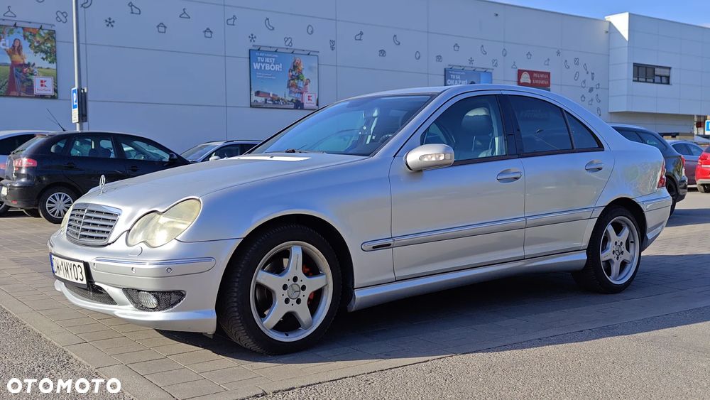 Mercedes-Benz Klasa C 320 T Elegance - 1