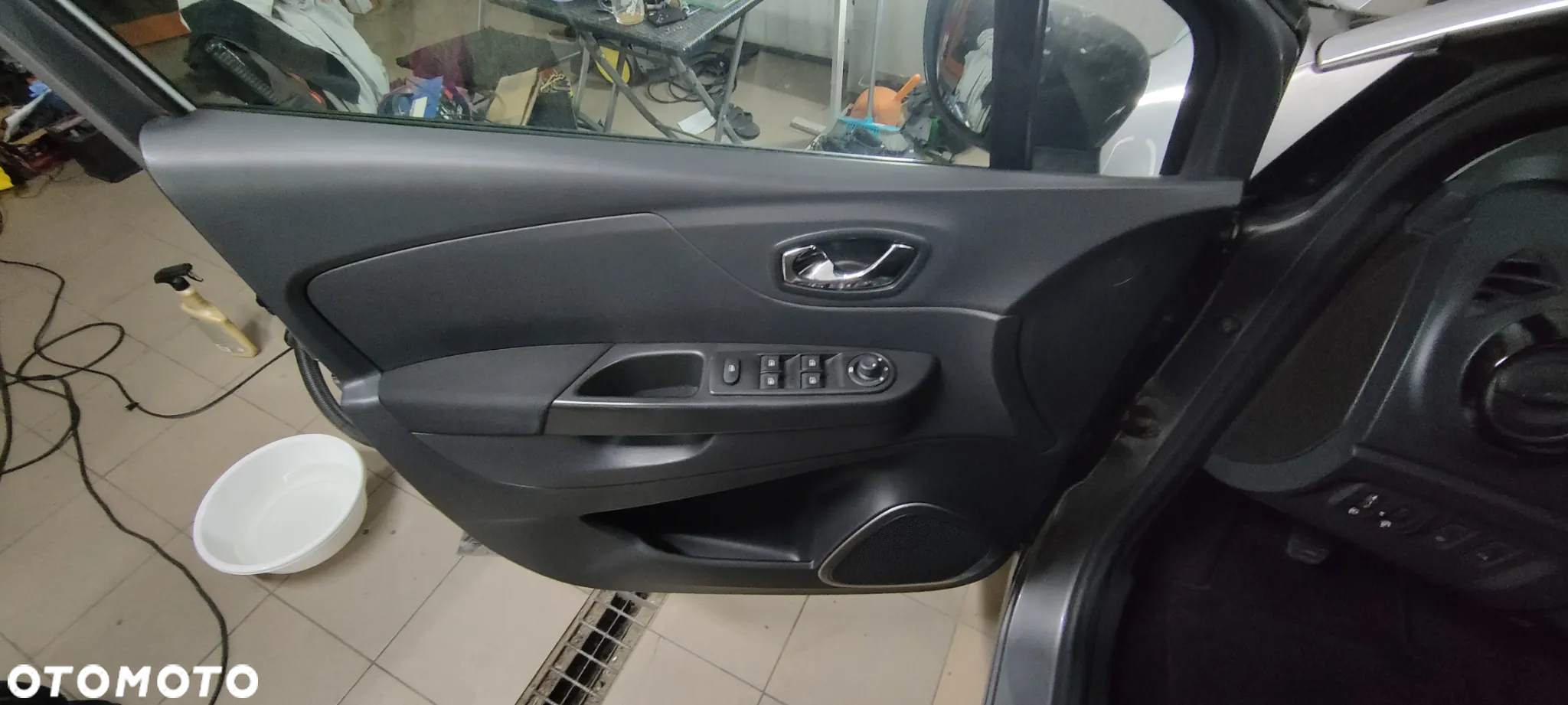 Renault Captur - 27