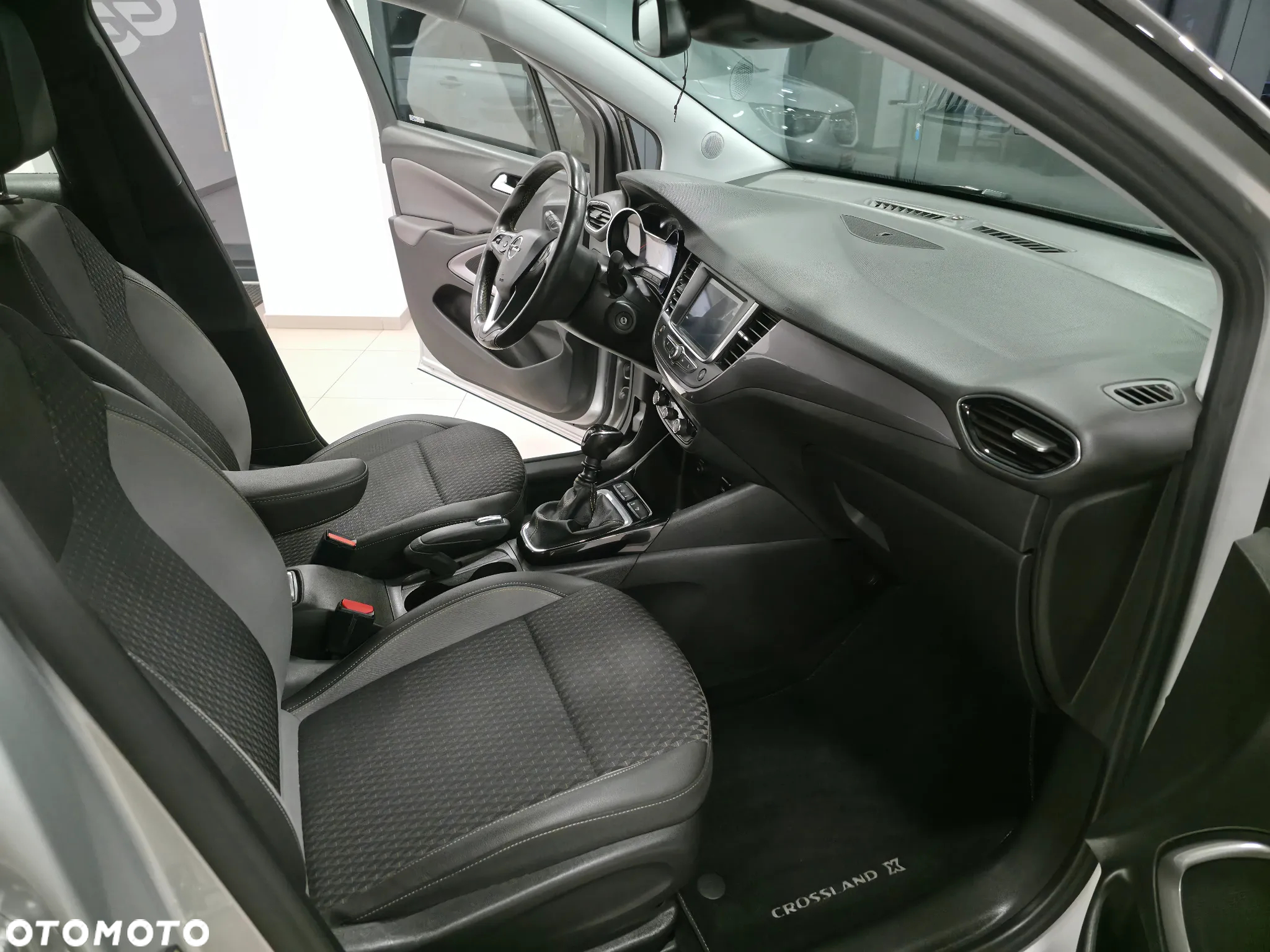 Opel Crossland X 1.2 T Elite S&S - 18