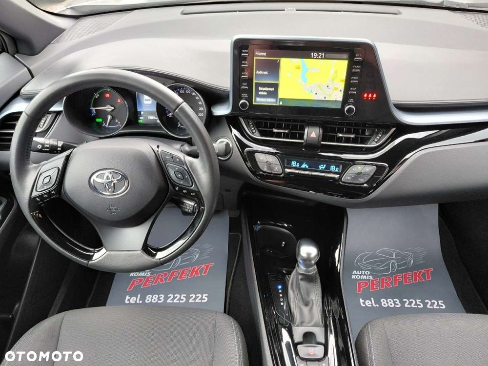 Toyota C-HR - 21
