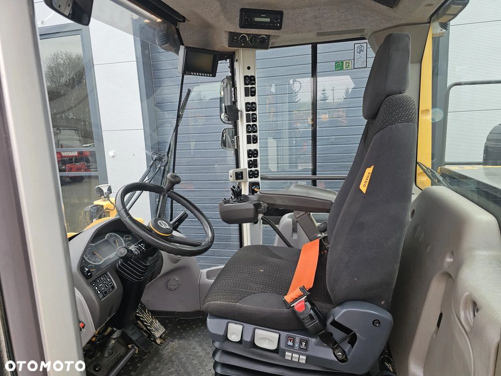 Volvo L180H - 10
