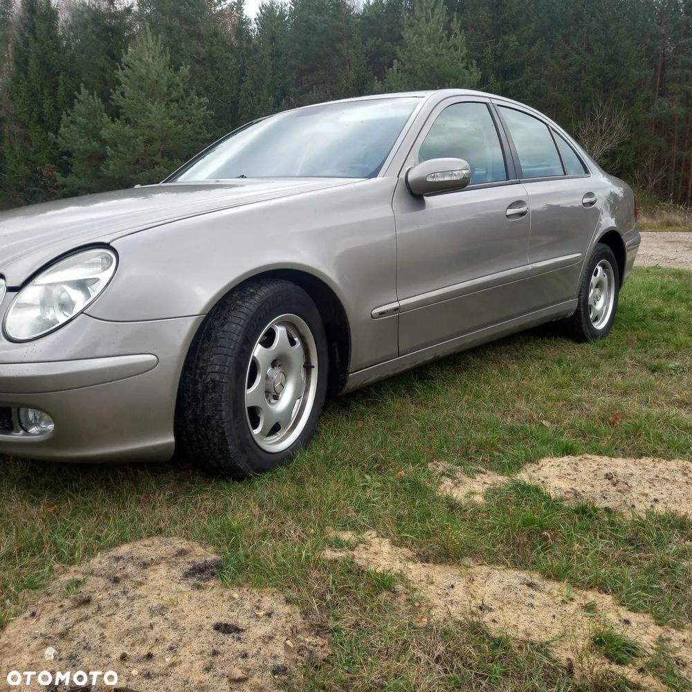 Mercedes-Benz Klasa E 200 CDI Elegance - 4