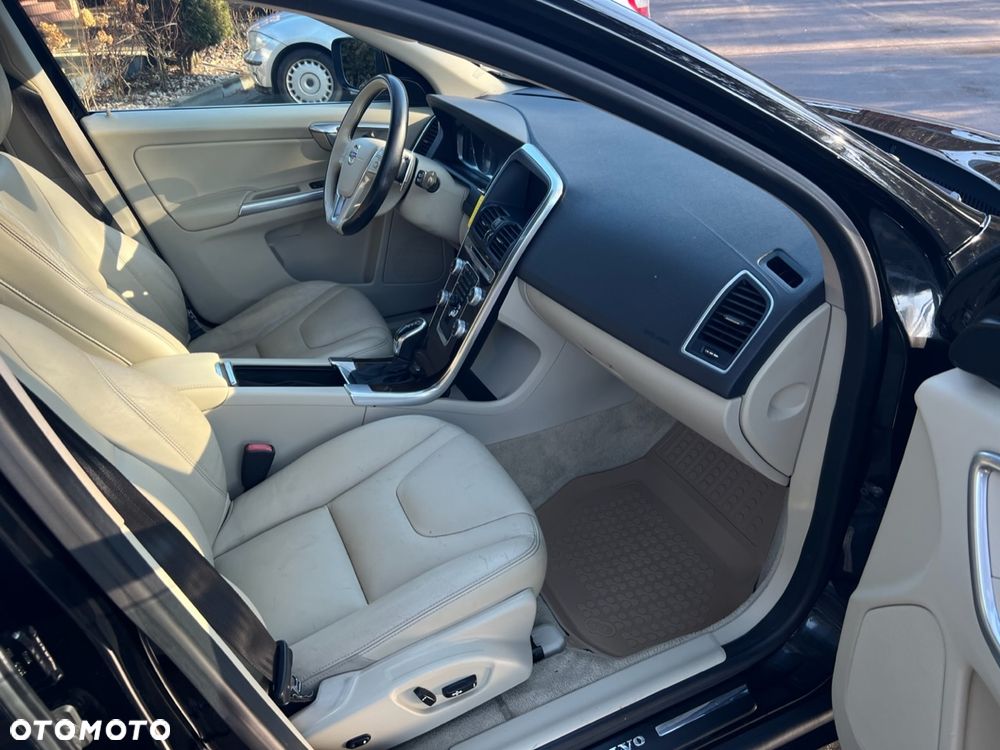Volvo XC 60 - 15