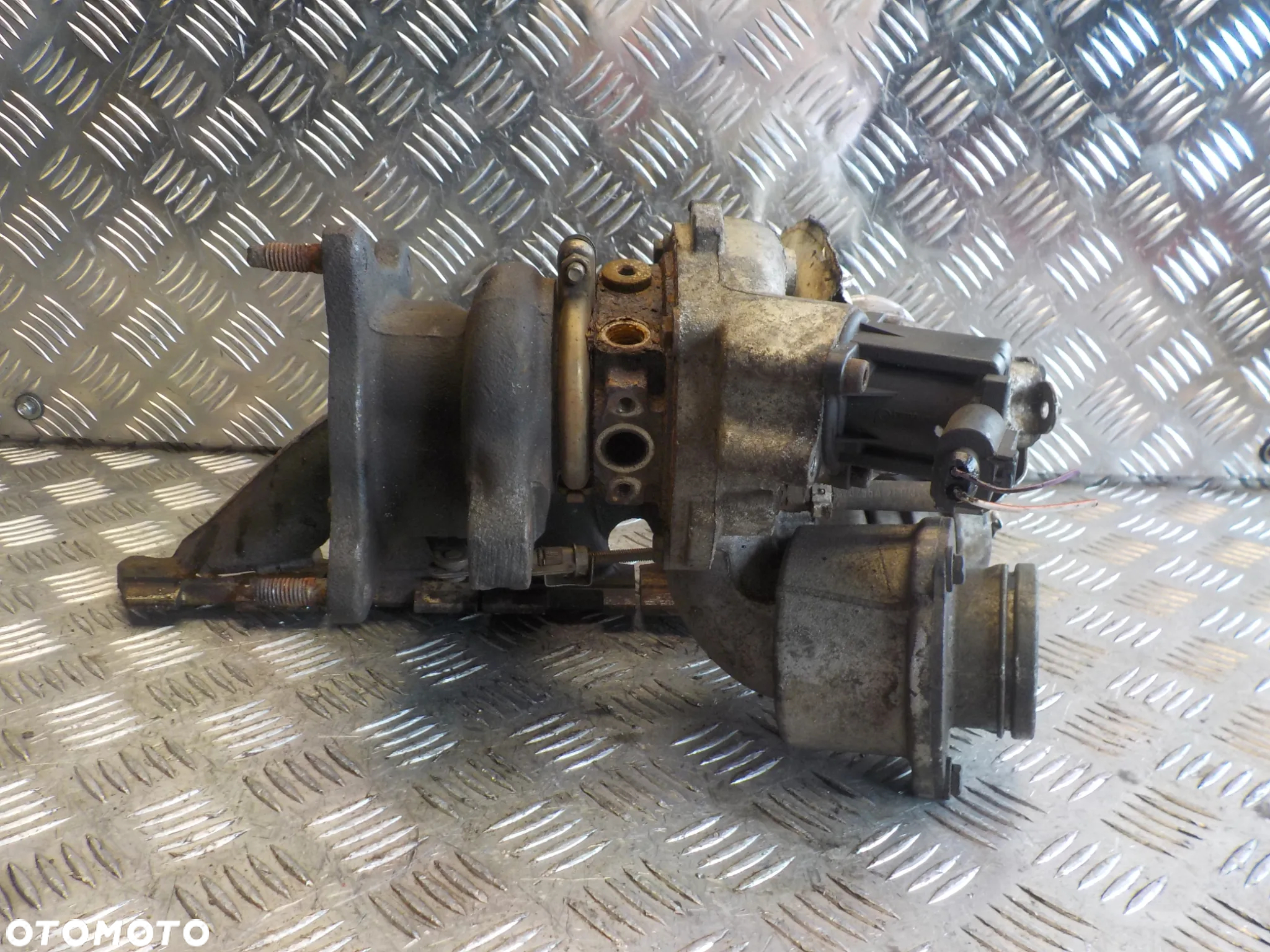VW GOLF V AUDI A3 8P 2.0 TFSI TURBINA 06F145701D - 3