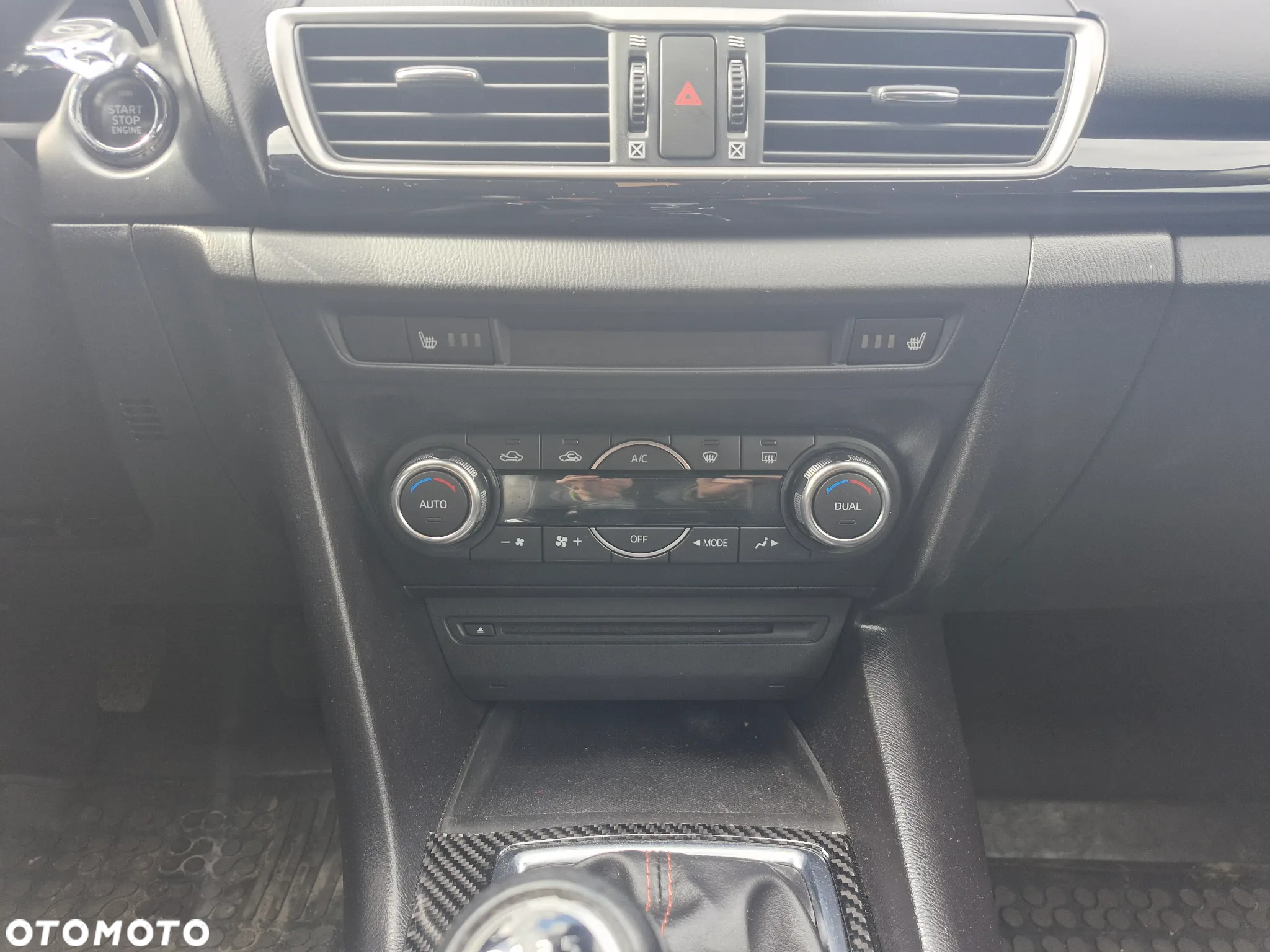 Mazda 3 SKYACTIV-G 120 NAKAMA - 8