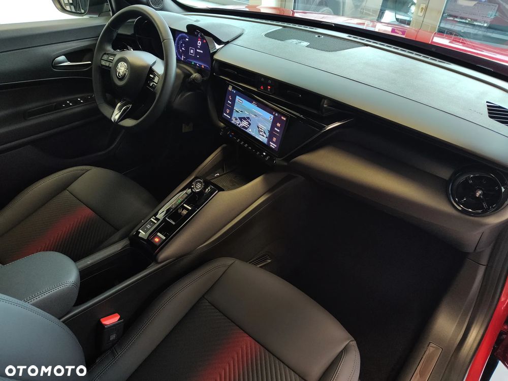 Alfa Romeo Junior 1.2 mHEV Ibrida eDCT - 20