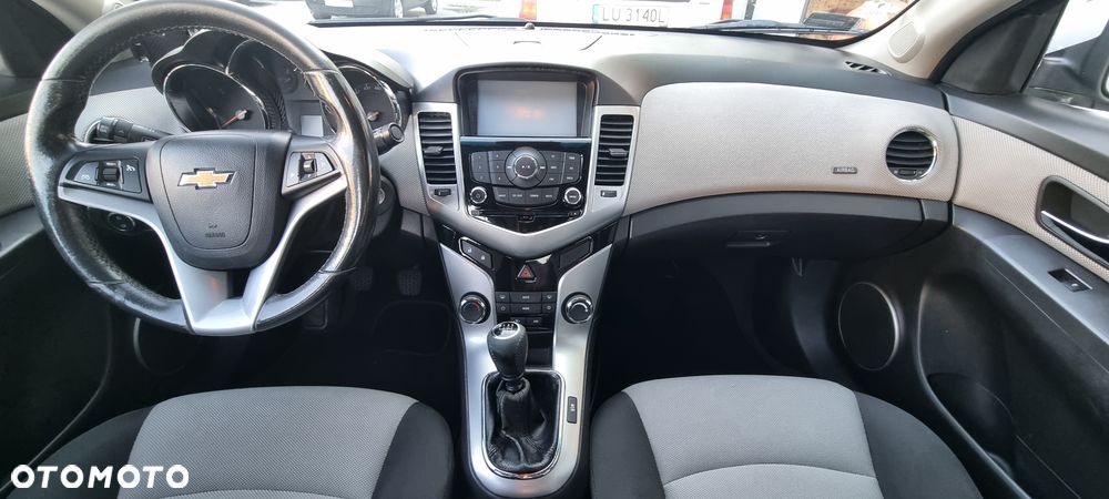 Chevrolet Cruze - 7