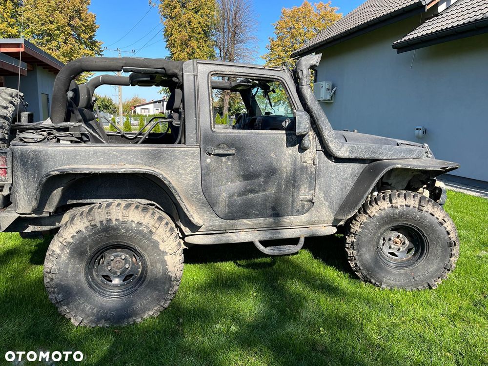 Jeep Wrangler - 12