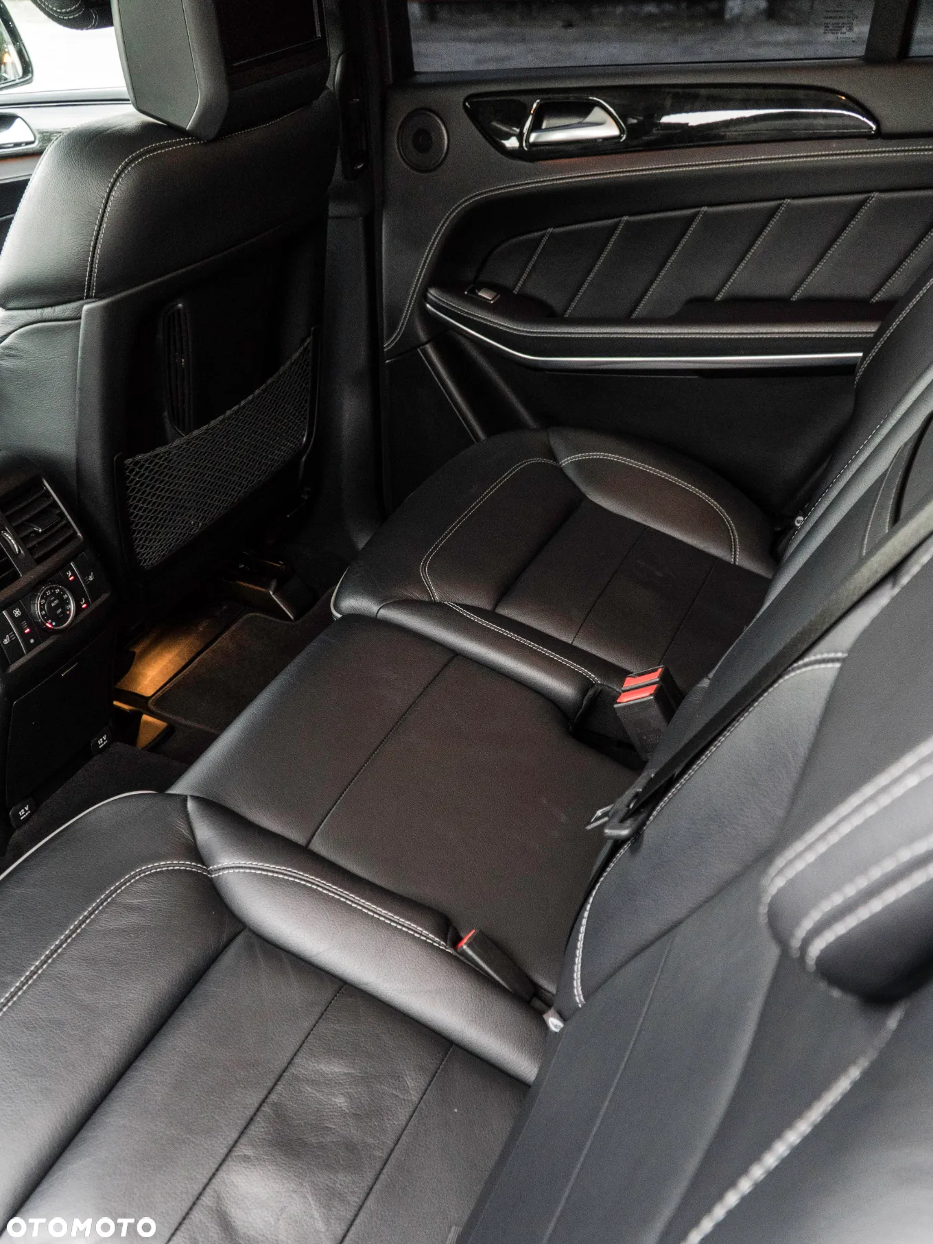 Mercedes-Benz GL 500 4-Matic - 16