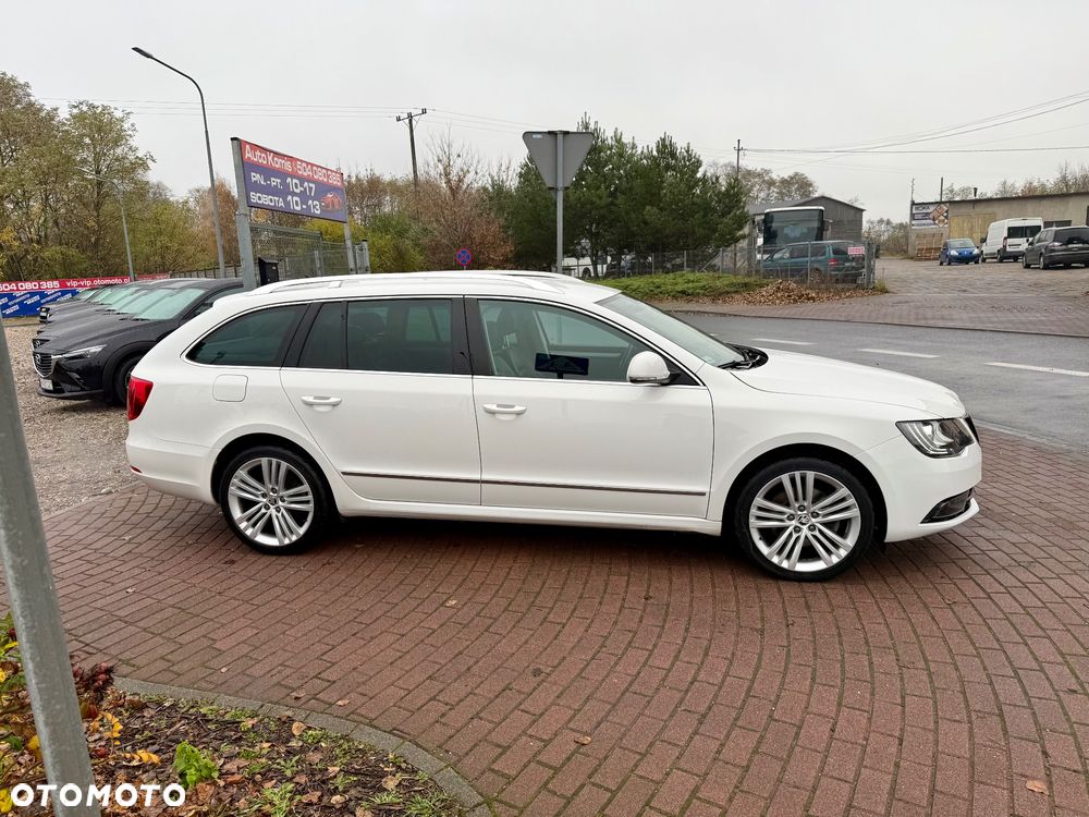 Skoda Superb 2.0 TDI DSG Exclusive - 26