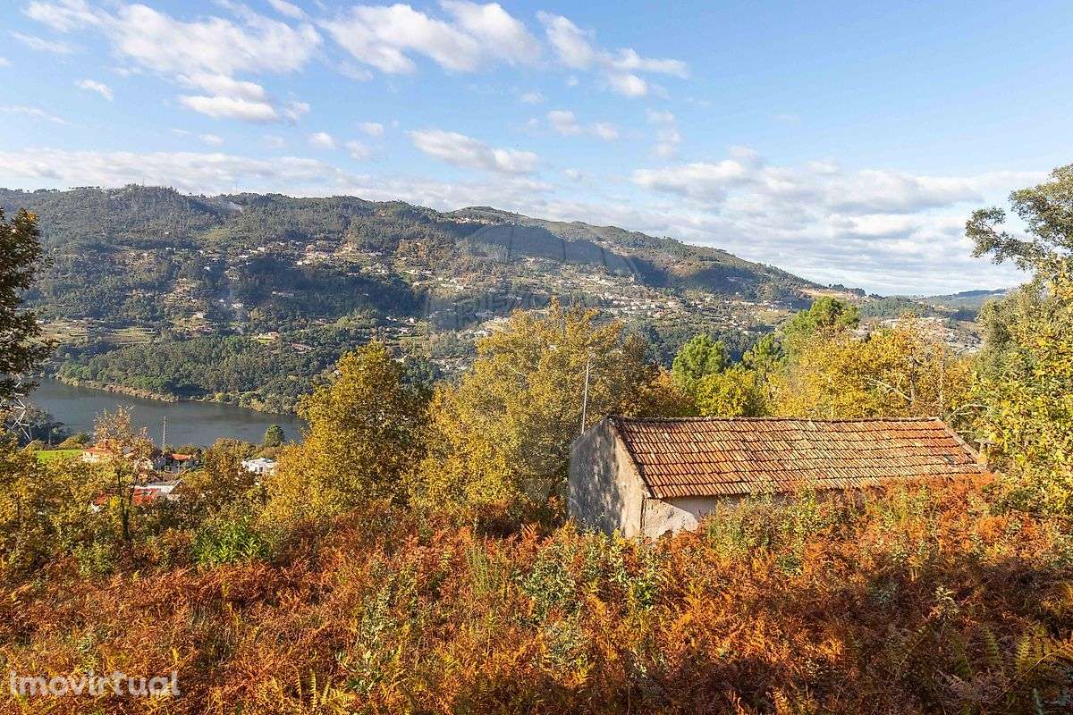 Moradia T2 para venda - Grande imagem: 2/25