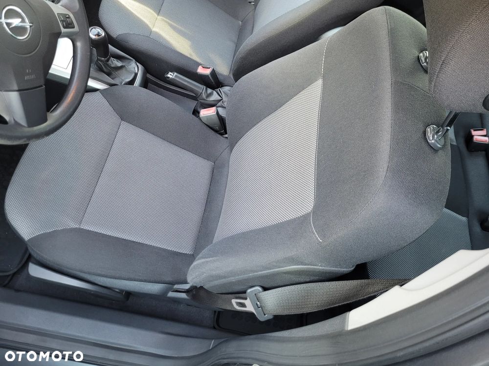 Opel Astra 1.7 CDTI DPF (119g) Innovation - 14