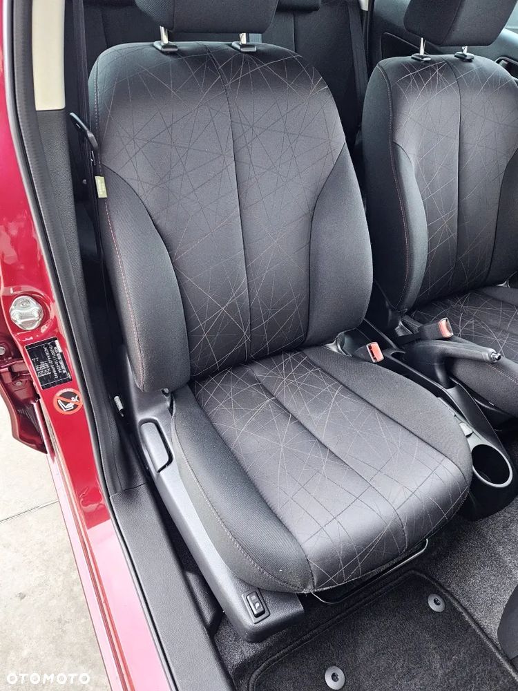 Mazda 2 2013