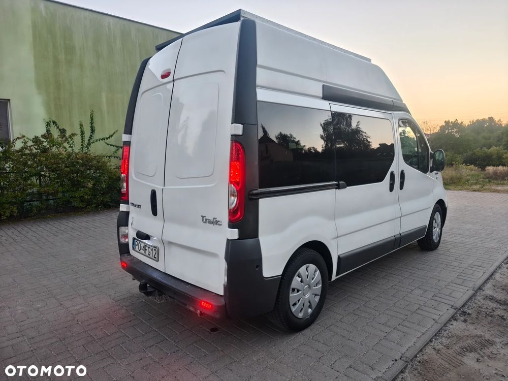 Renault Trafic - 10