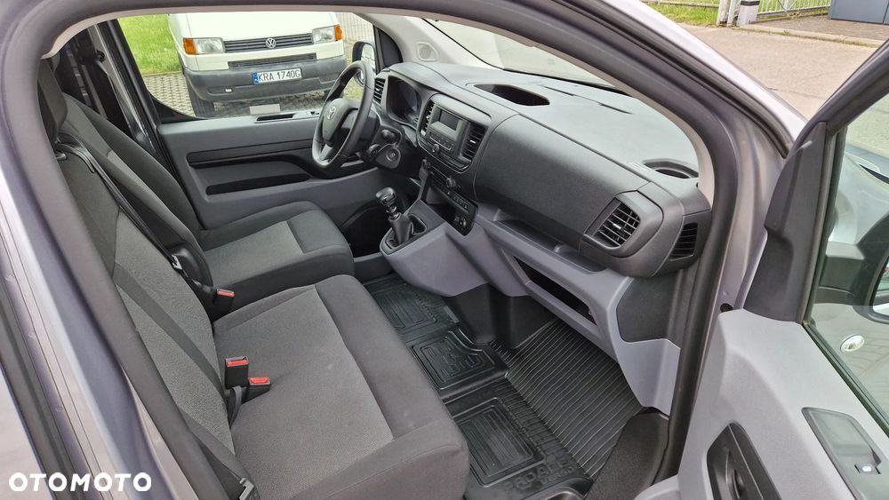 Toyota ProAce Kombi 2.0 D-4D Long 2,8t - 18