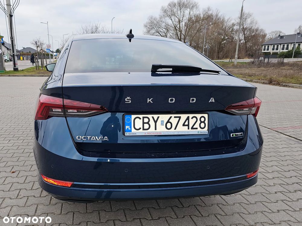 Skoda Octavia 1.5 TSI e-TEC DSG Style - 4