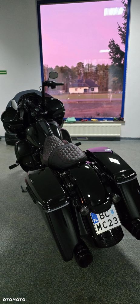 Harley-Davidson Touring Road Glide - 6