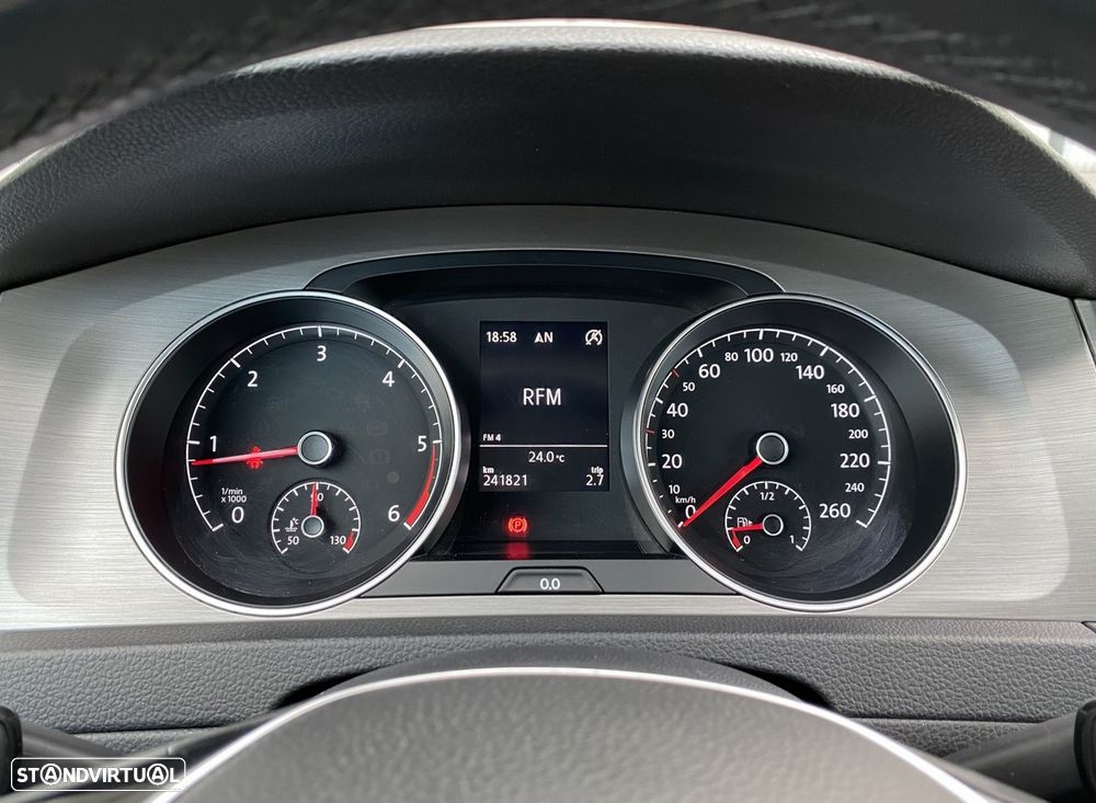 VW Golf Variant 1.6 TDi BlueMotion Comfortline - 28
