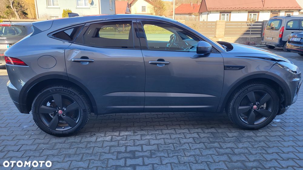 Jaguar E-Pace P200 AWD R-Dynamic S - 17
