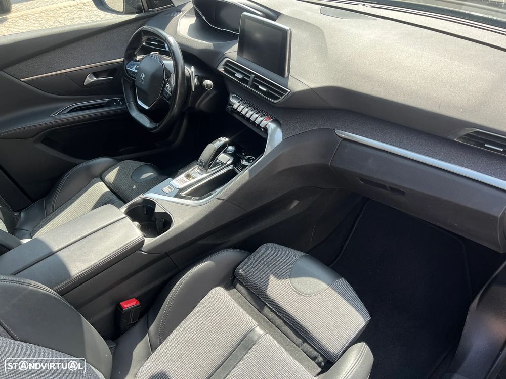 Peugeot 5008 BlueHDI 130 EAT8 Allure Pack - 13
