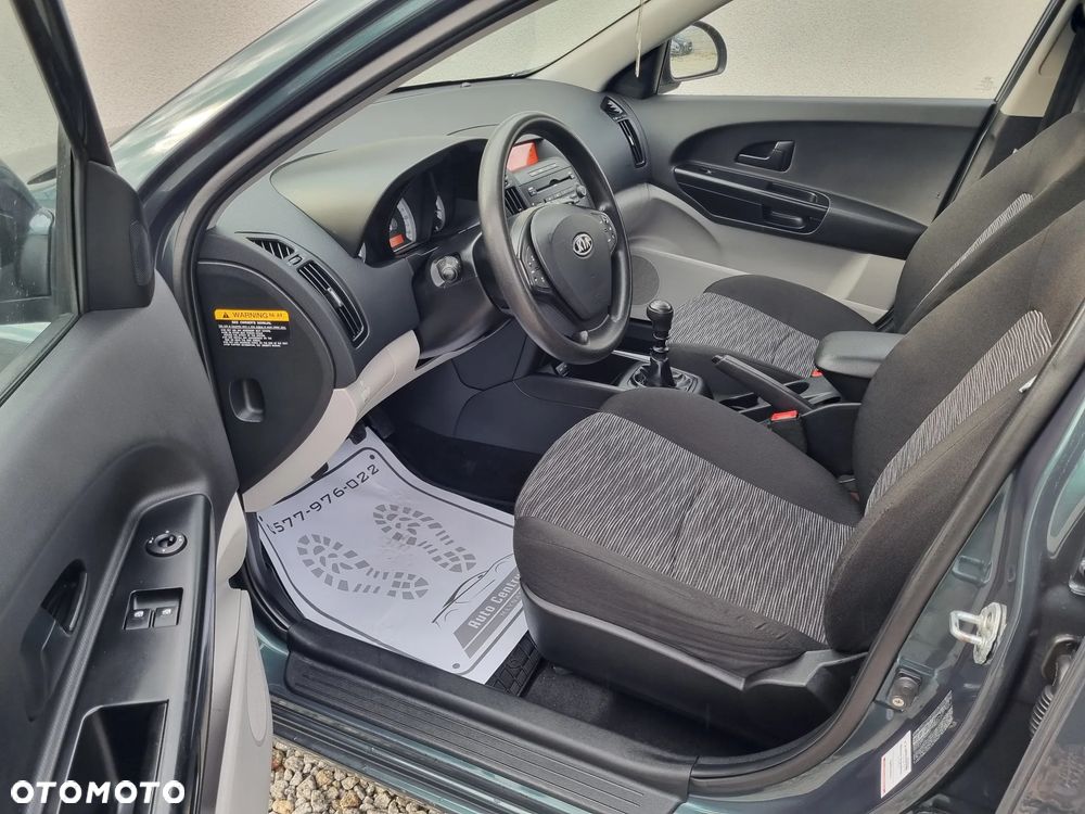 Kia Ceed Cee'd 1.4 Comfort + - 8