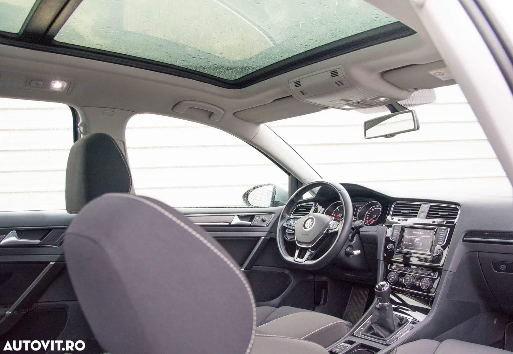 Volkswagen Golf 1.6 TDI 4Motion BlueMotion Technology Comfortline - 2