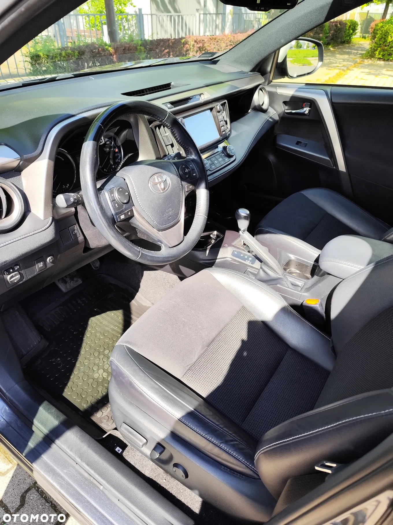 Toyota RAV4 Hybrid Prestige 4x2 - 8