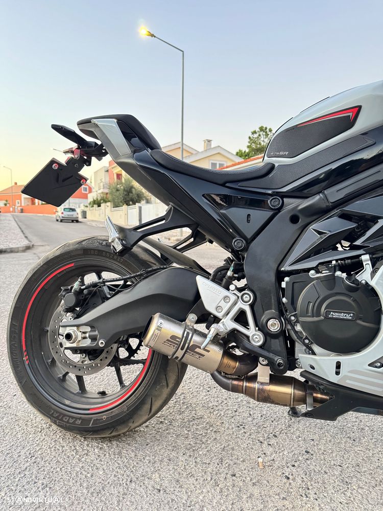 CF Moto 675SR-R - 5