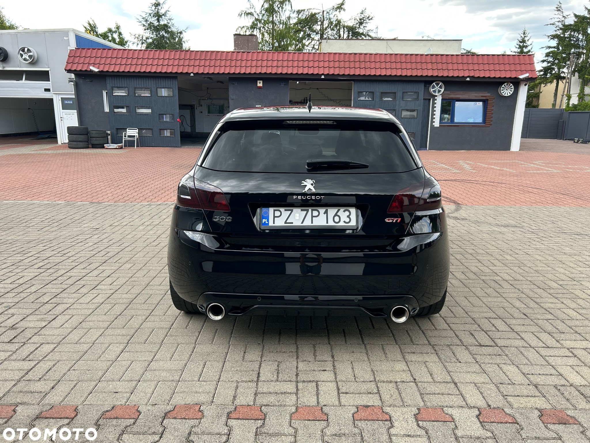 Peugeot 308 1.6 e-THP GTi by Sport S&S - 6