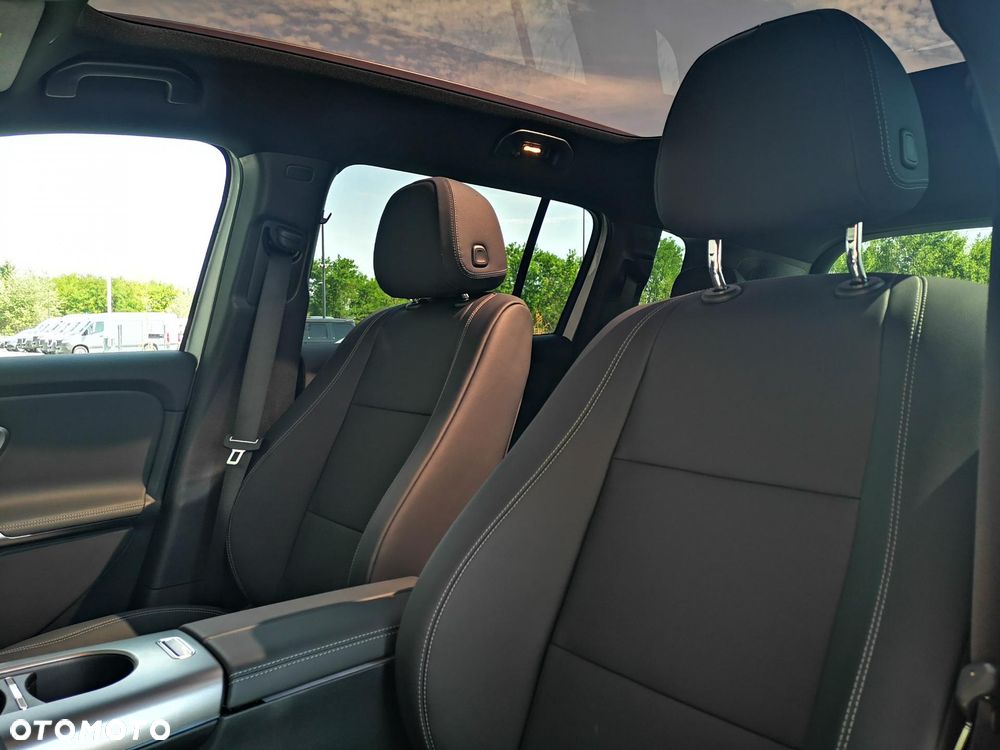 Mercedes-Benz GLB 250+ EQ 85kWh - 12