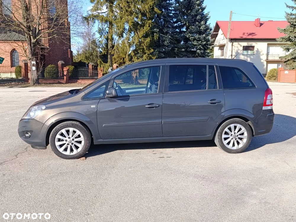 Opel Zafira 1.8 Cosmo - 20