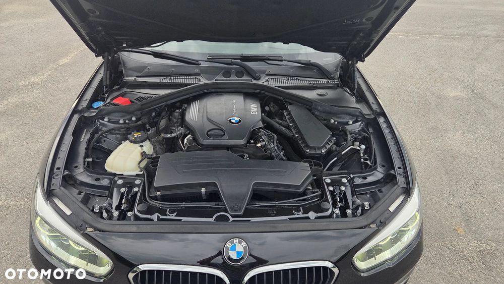 BMW Seria 1 118d Edition Metropolitan - 31