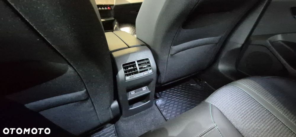 Peugeot 308 1.2 PureTech Allure Pack S&S EAT8 - 18