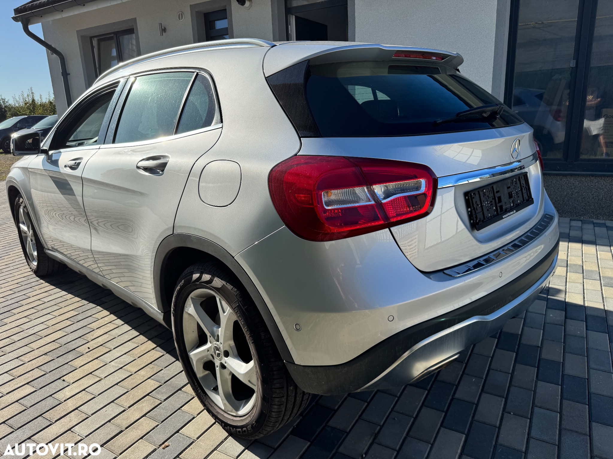 Mercedes-Benz GLA 200 (CDI) d 7G-DCT Urban - 2