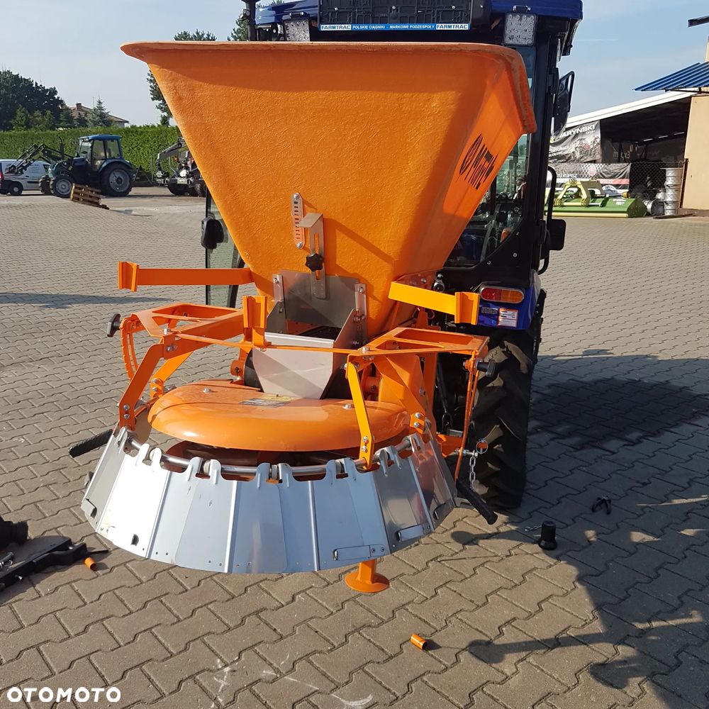 POM Augustów Piaskarka rozsiewacz nawozów MOTYL 400kg, 600kg - 19