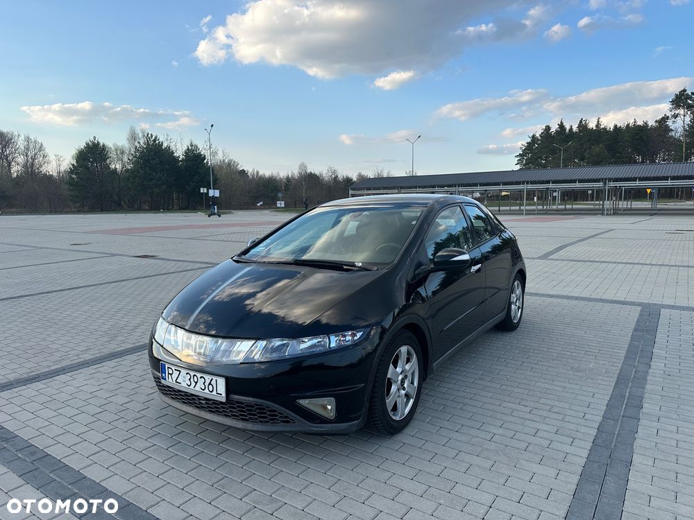 Honda Civic 1.8 Comfort - 3