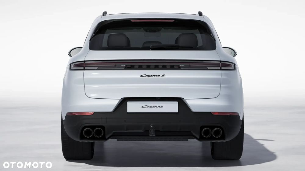 Porsche Cayenne Coupe GTS - 10