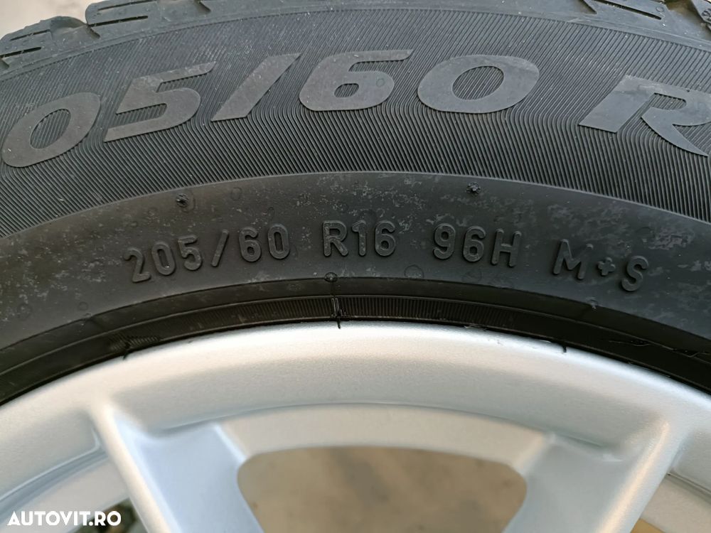 Jante aliaj/aluminiu BMW cu cauciucuri de Iarna 205/60/16, Dot 2024, 8mm - 14