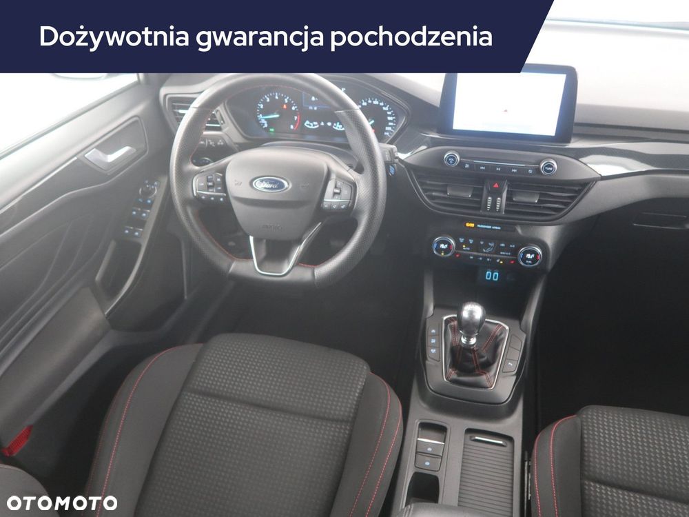 Ford Focus SW - 9