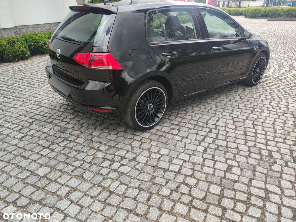 Volkswagen Golf 1.2 TSI BMT Trendline Perfectline - 5