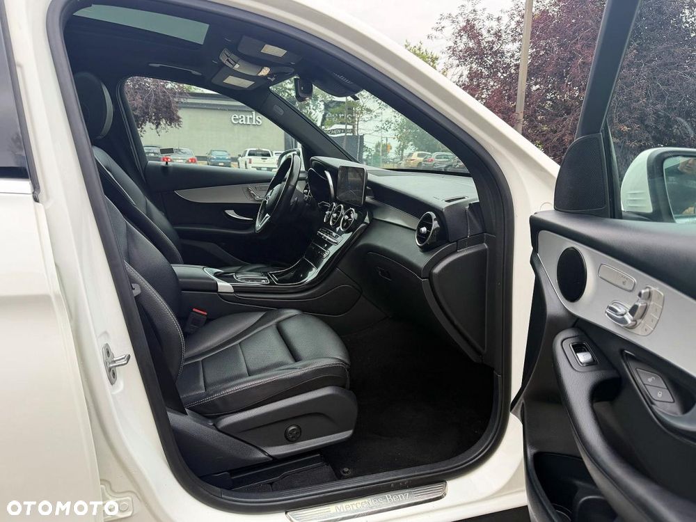 Mercedes-Benz GLC 300 4-Matic - 5