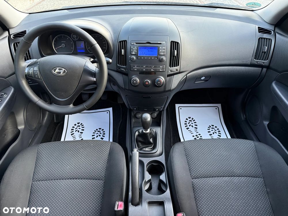 Hyundai i30 1.6 CRDi Classic + EU5 - 10