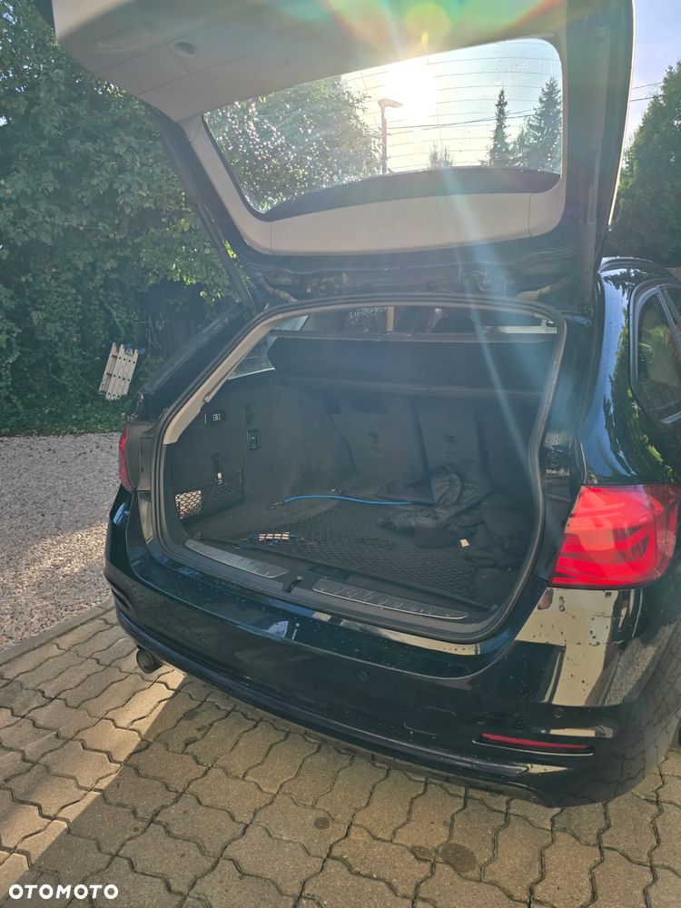 BMW Seria 3 318d - 13