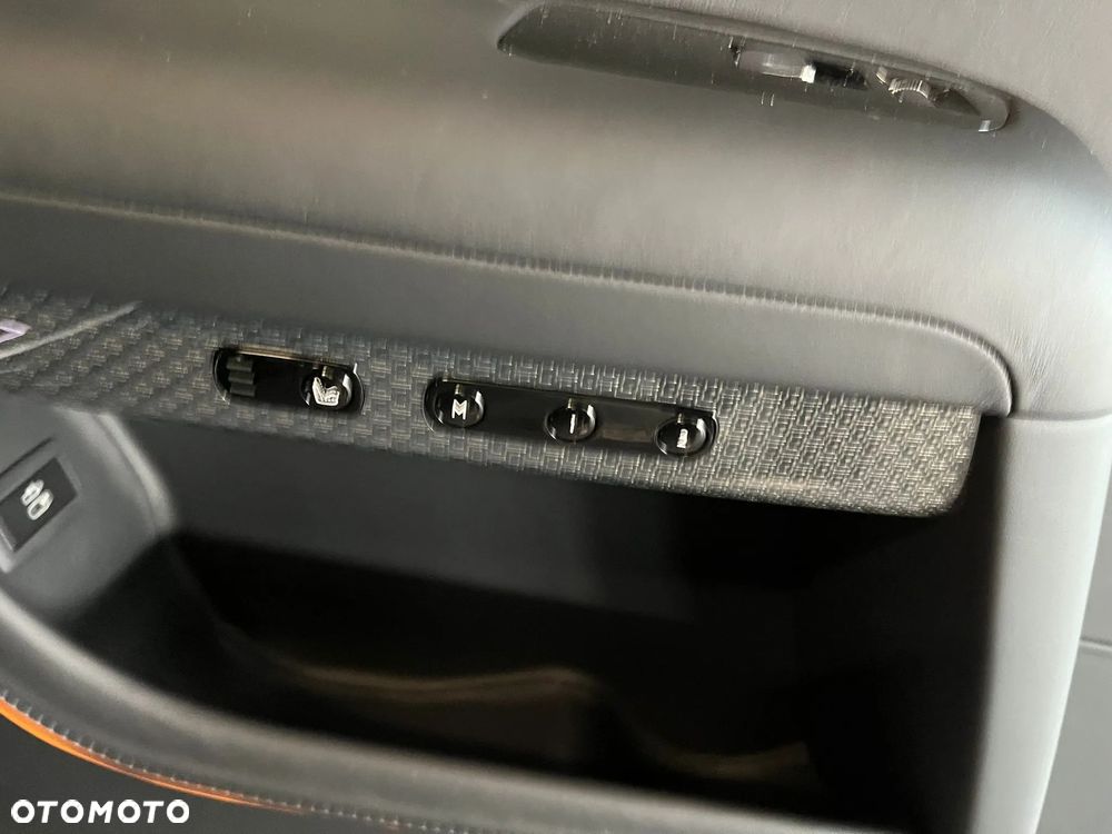 Rolls-Royce Ghost Black Badge - 20