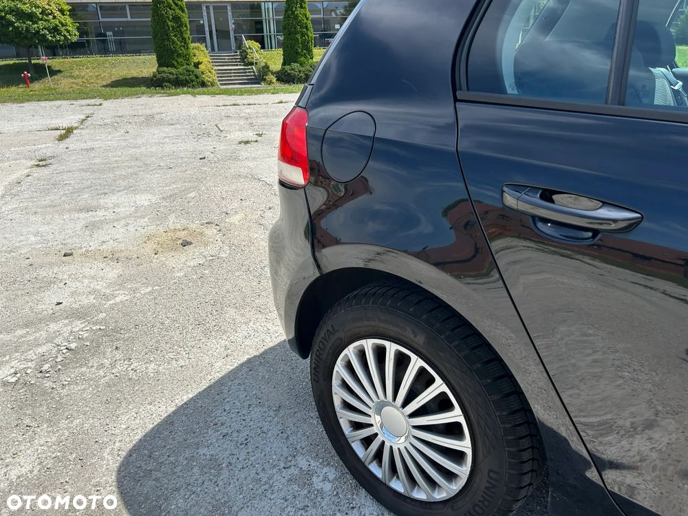 Volkswagen Golf 1.6 Comfortline - 20