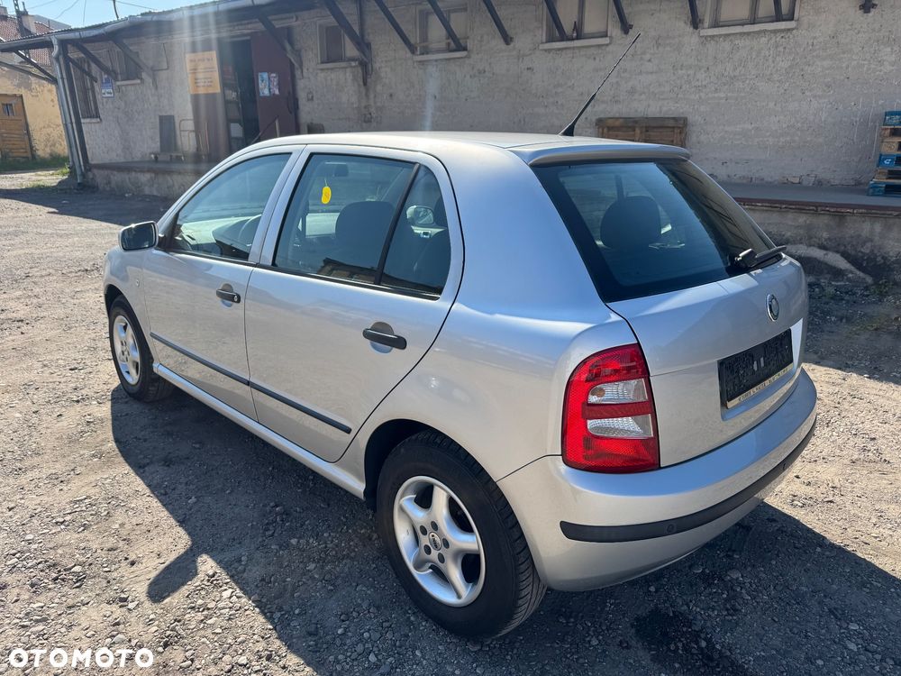 Skoda Fabia 1.4 16V Ambiente - 5
