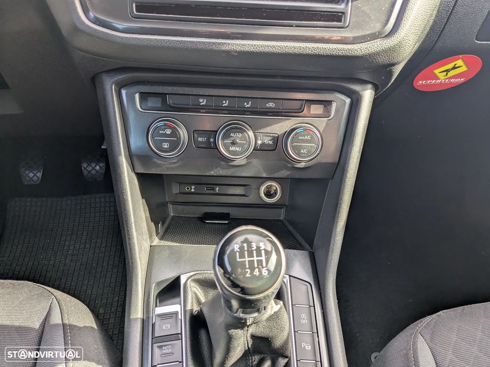 VW Tiguan 2.0 TDI Highline - 18