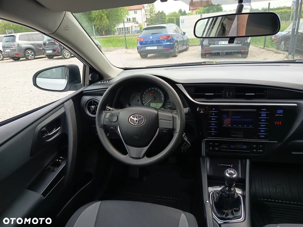Toyota Auris 1.33 VVT-i Life - 20